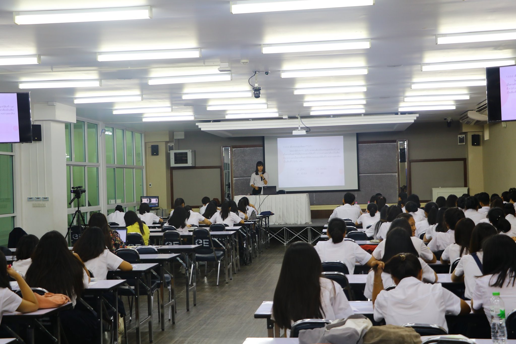 à¹à¸à¸&nbsp;à¸²à¸à¸­à¸²à¸à¸à¸°à¸¡à¸µ
7 à¸à¸, à¸à¸à¸à¸µà¹à¸¢à¸´à¹à¸¡,
à¸à¸¹à¹à¸à¸à¸à¸³à¸¥à¸±à¸à¸¢à¸·à¸