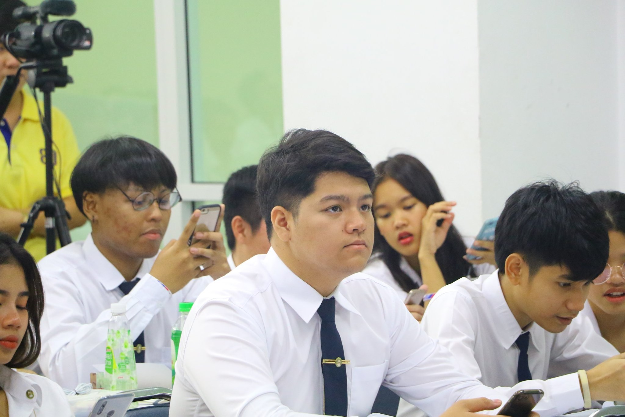 à¹à¸à¸&nbsp;à¸²à¸à¸­à¸²à¸à¸à¸°à¸¡à¸µ
7 à¸à¸, à¸à¸à¸à¸µà¹à¸¢à¸´à¹à¸¡,
à¸à¸¹à¹à¸à¸à¸à¸³à¸¥à¸±à¸à¸¢à¸·à¸