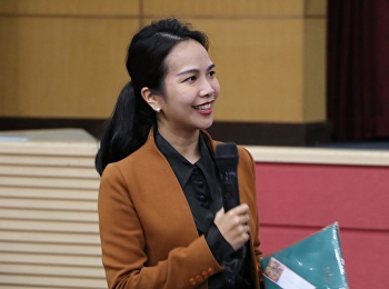 วันที่ 5 กุมภาพันธ์ 2561
ได้รับเกียรติจาก อาจารย์วรรณพร
ชูจิตารมย์ บรรยายรายวิชาศึกษาทั่วไป
หัวข้อ “ เทคโนโลยี Hardware และ Software
”