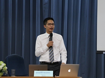 วันที่ 6 กุมภาพันธ์ 2561
ได้รับเกียรติจาก อาจารย์สุปรีย์ ทองเพชร
บรรยายรายวิชาศึกษาทั่วไป หัวข้อ “
เทคโนโลยี Hardware และ Software ”