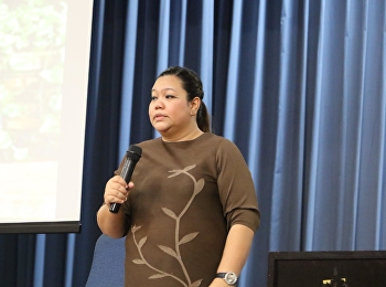 วันที่ 20 มีนาคม 2561 ได้รับเกียรติจาก
อาจารย์ ดร.ปิยะดา จุลวรรณา
บรรยายรายวิชาศึกษาทั่วไป หัวข้อ “วุ่น
วุ่น ของวัยรุ่น กับปัญหาควรรู้ ”