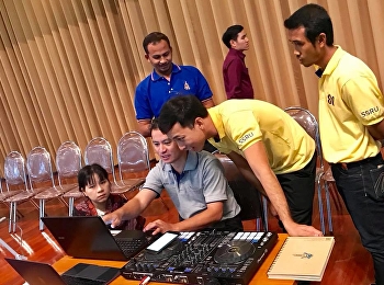 ประชุมเตรียมความพร้อมการจัดการเรียนการสอนรายวิชาศึกษาทั่วไป
พร้อมทดสอบระบบสัญญาณการถ่ายทอดการเรียนการสอน
ประจำปีการศึกษา 2561 ณ
ศูนย์การศึกษาจังหวัดนครปฐม