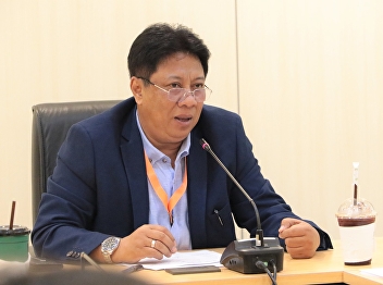 The Office of General Education (GE)
organizes a meeting to monitor the
progress of writing general education
courses.