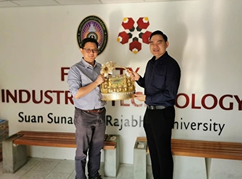 จีอีสวนสุนันทา ส่งมอบความสุข
สวัสดีปีใหม่ 2563 ผู้บริหารมหาวิทยาลัย