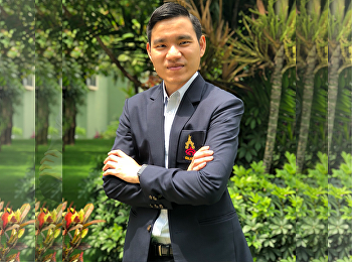 Congratulations to Deputy Director of
Research and Development for Learning
Management Innovation Has held a higher
academic position