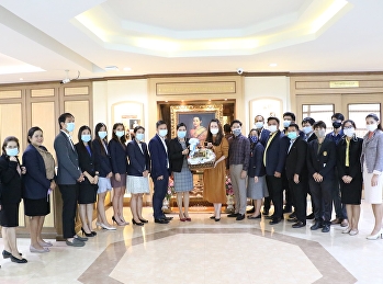 Acting as the Director of the Office of
General Education and Electronic
Learning Innovation Give a basket happy
new year