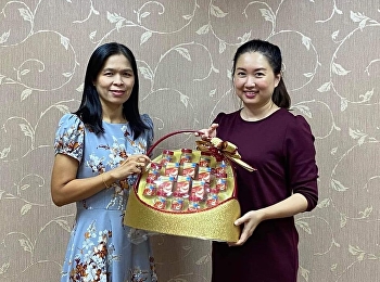 ผู้อำนวยการสำนักวิชาการศึกษาทั่วไปฯ
ร่วมแสดงความยินดีกับ ผู้ช่วยศาสตราจารย์
ดร.ดวงสมร รุ่งสวรรค์โพธิ์
คณบดีบัณฑิตวิทยาลัย
มหาวิทยาลัยราชภัฏสวนสุนันทา
ที่ได้รับการแต่งตั้งให้ดำรงตำแหน่ง
“รองศาสตราจารย์ สาขาวิชาบริหารธุรกิจ”